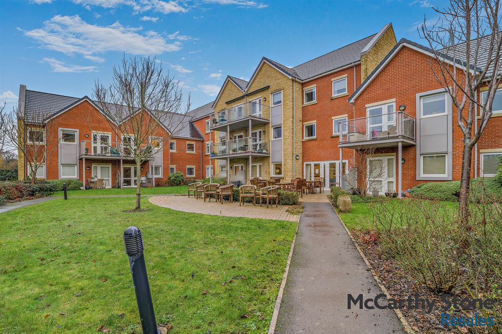 Additional image 19 of 1 bed flat for saleWaterford Place, Westmead Lane, Chippenham, Wiltshire SN15