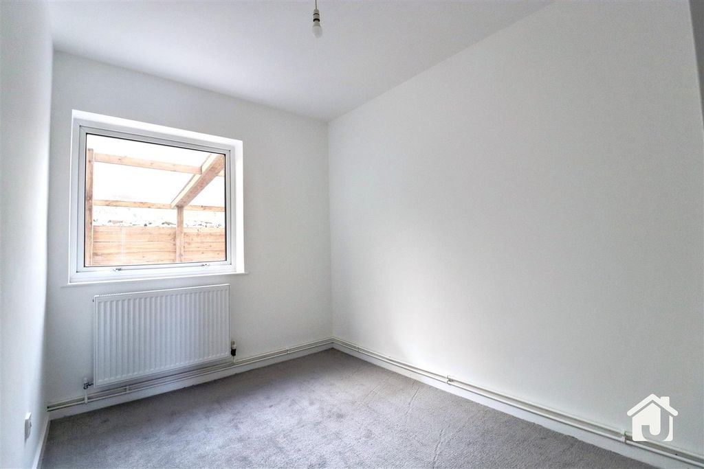 Additional image 14 of 2 bed semi-detached bungalow for saleJessop Close, Leicester LE3