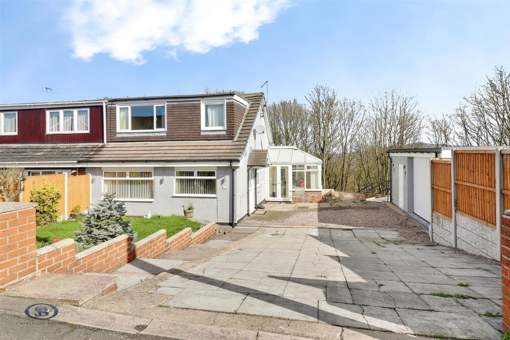 3 bed semi-detached house for saleChester Close, Talke ST7