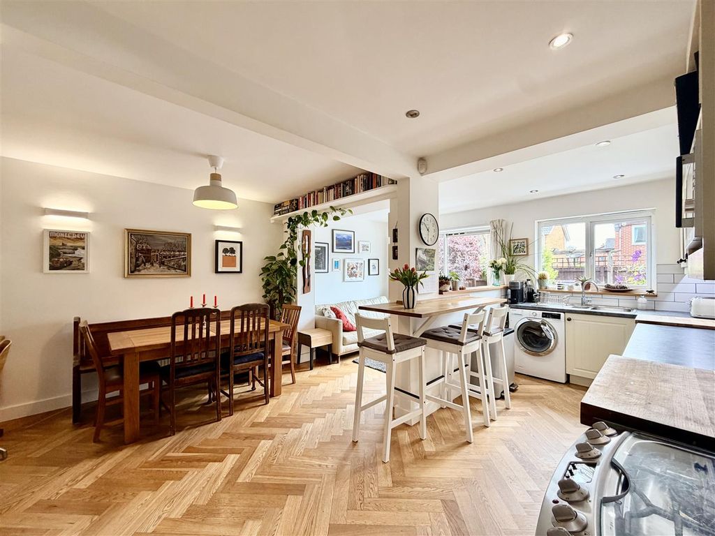 Additional image 3 of 3 bed detached house for saleLindisfarne Drive, Loughborough LE11