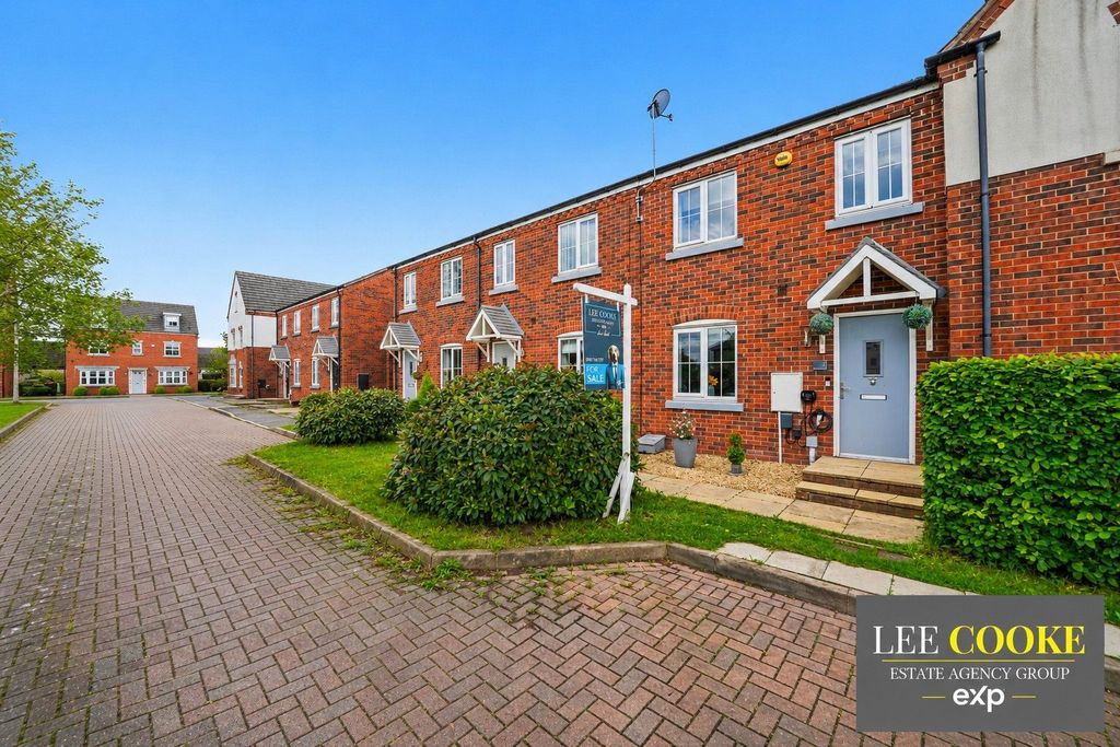 3 bed terraced house for saleCaversham Mews, Cannock WS11