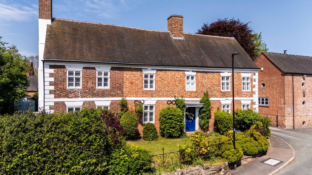 5 bed detached house for saleMalt House Farm, Bellamour Way, Colton WS15