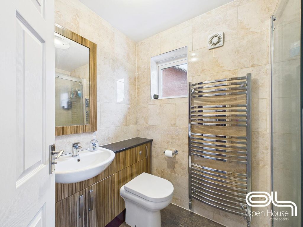 Additional image 5 of 4 bed detached house for saleBluebell Hollow, Stafford ST17