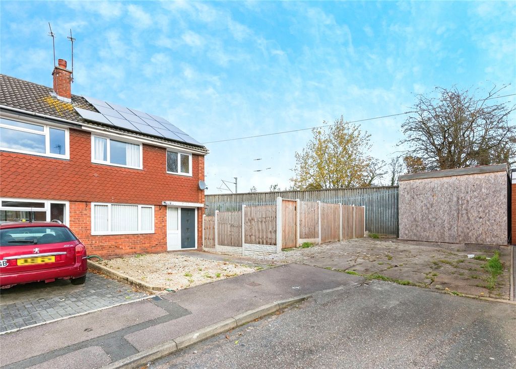 3 bed semi-detached house for saleChadswell Heights, Lichfield, Staffordshire WS13