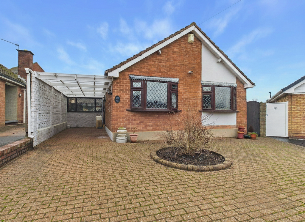 Additional image 3 of 3 bed detached bungalow for saleHighcliffe Road, Two Gates, Tamworth B77