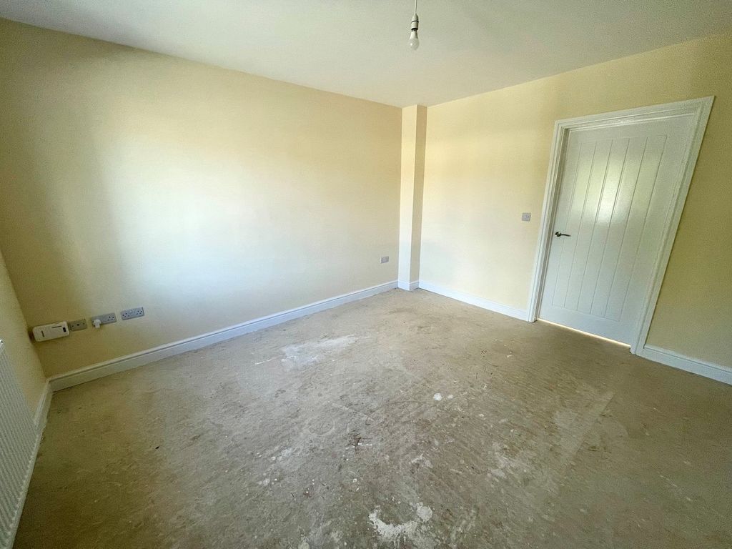 Additional image 5 of 3 bed semi-detached house for saleHill Street, Essington, Wolverhampton WV11