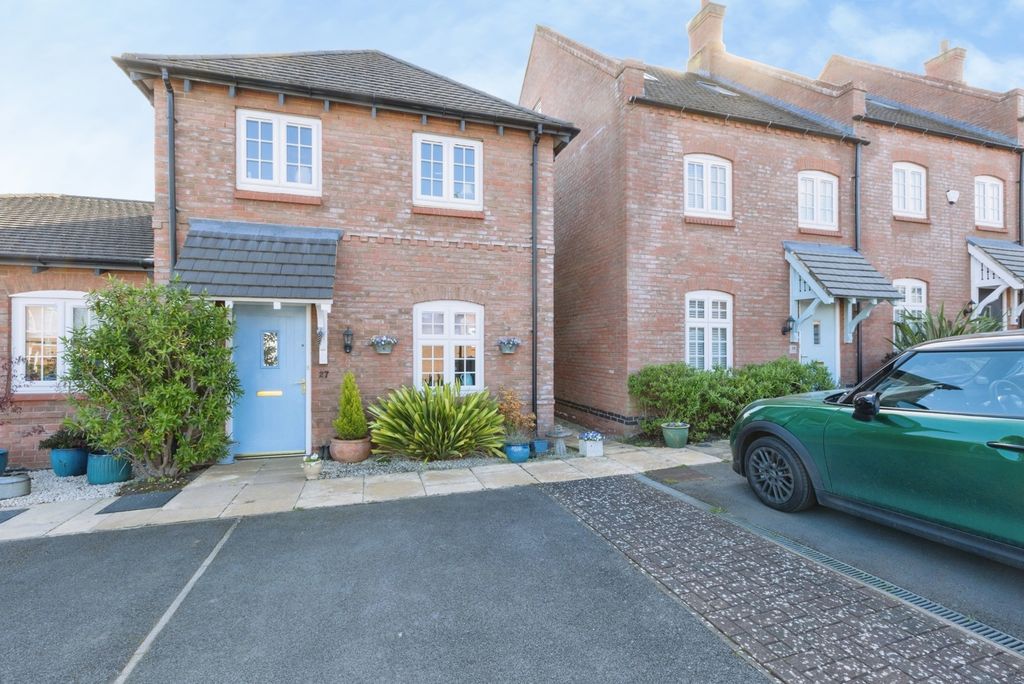 3 bed semi-detached house for saleJames Way, Scraptoft, Leicester, Leicestershire LE7