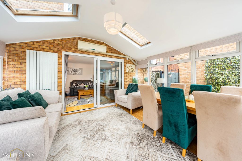 Additional image 5 of 4 bed detached house for saleField Close, Kettlebrook, Tamworth, Staffordshire B77