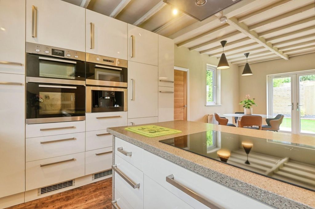 Additional image 10 of 3 bed detached house for sale12 The Dell, Tamworth B79