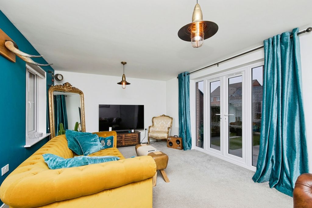 Additional image 4 of 3 bed detached house for saleBarley Road, Burton-On-Trent, Staffordshire DE13