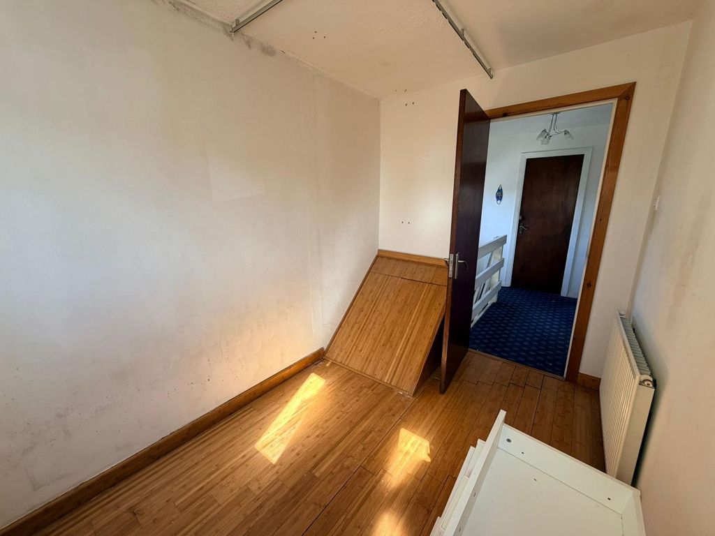 Additional image 11 of 4 bed semi-detached house for saleColes Close, Leicester LE4
