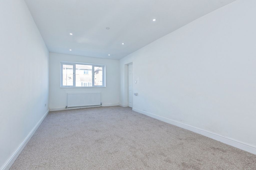 Additional image 13 of 7 bed detached house for saleSwithland Avenue, Leicester, Leicestershire LE4