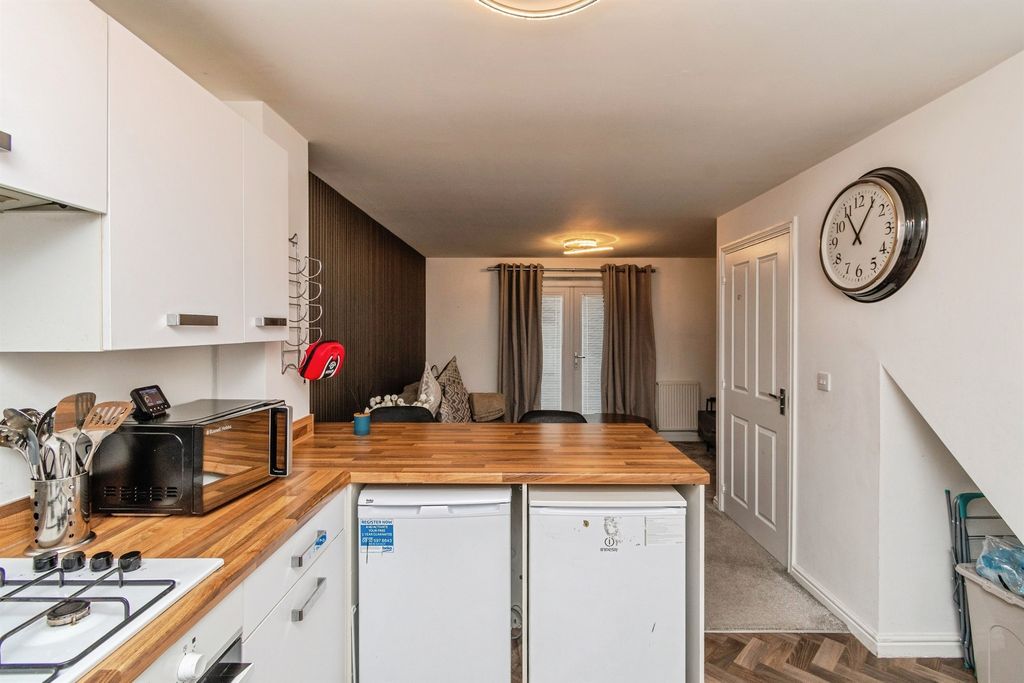 Additional image 7 of 3 bed semi-detached house for saleWinding House Drive, Hednesford, Cannock WS12