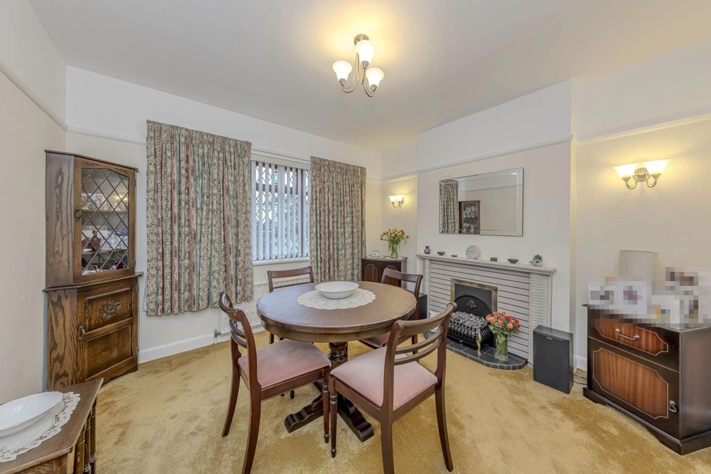 Additional image 6 of 4 bed detached house for saleChell Green Avenue, Stoke On Trent ST6