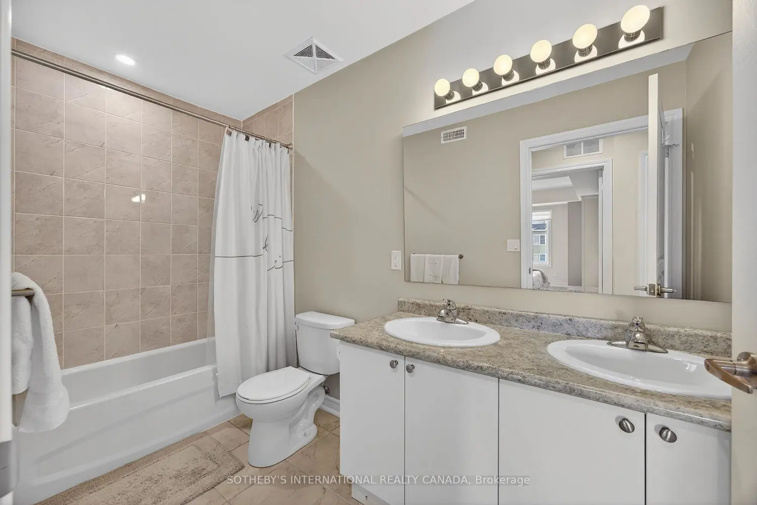 Additional image 12 of 4 Cove Court 307