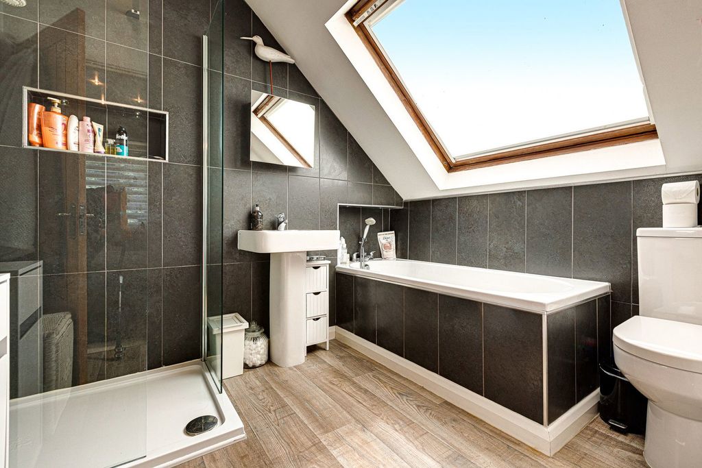 Additional image 21 of 5 bed detached house for saleWillowbrook House, Woodhouse Road, Quorn LE12