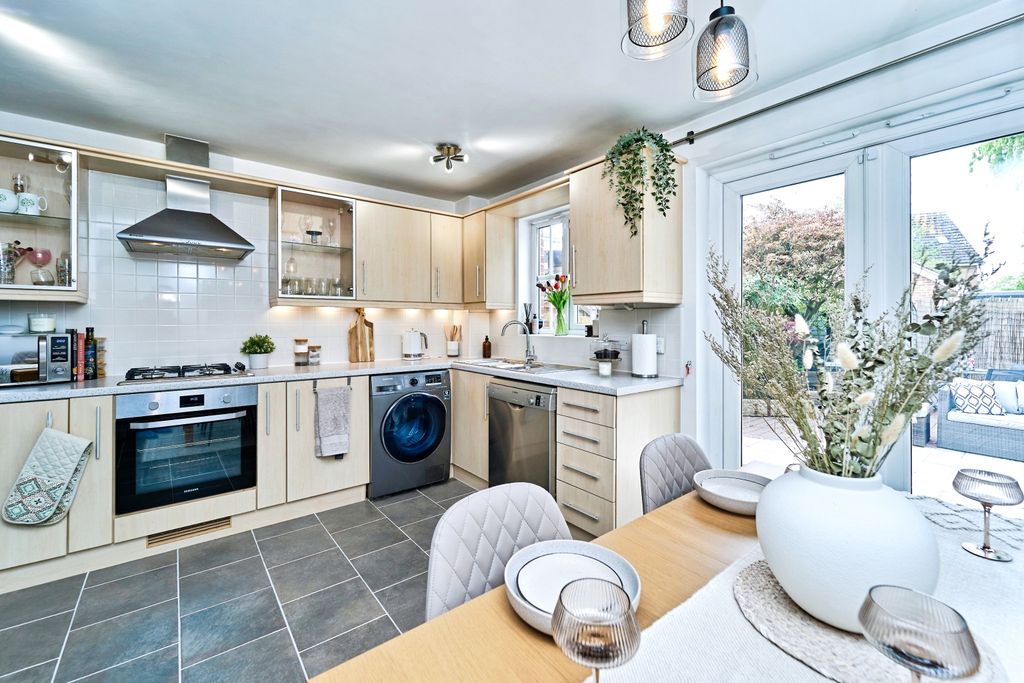 Additional image 8 of 4 bed semi-detached house for salePioneer Way, Stafford ST17