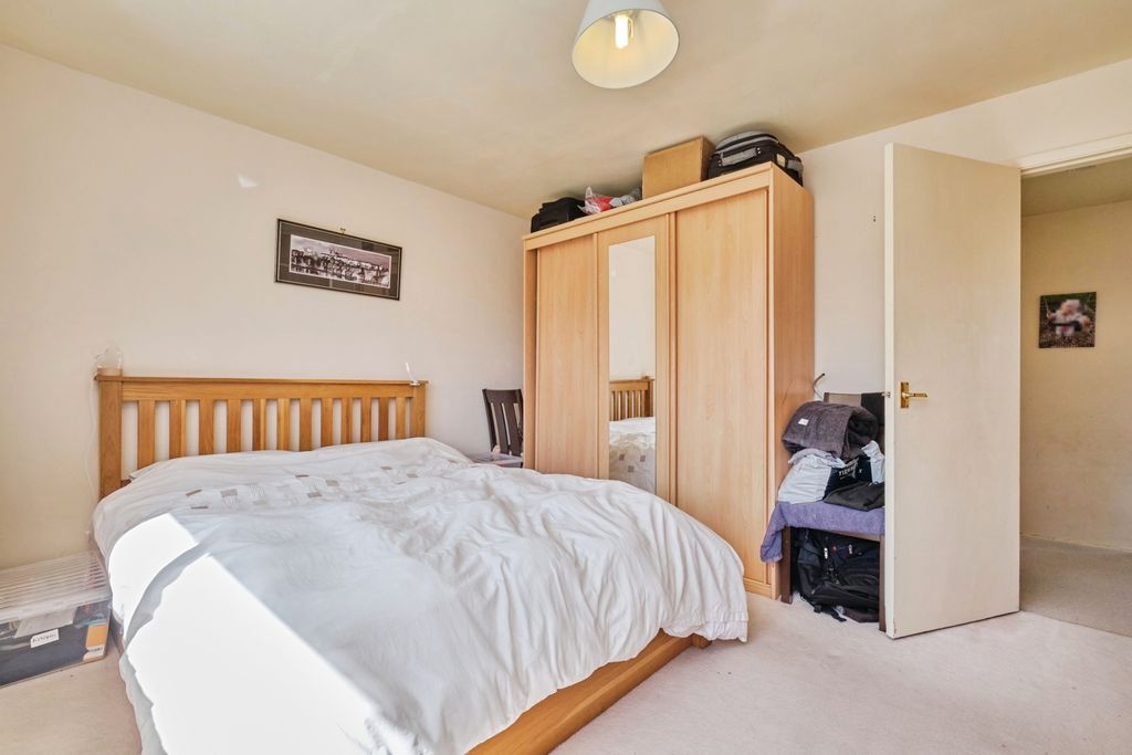 Additional image 12 of 3 bed semi-detached house for saleDimbles Hill, Lichfield, Staffordshire WS13