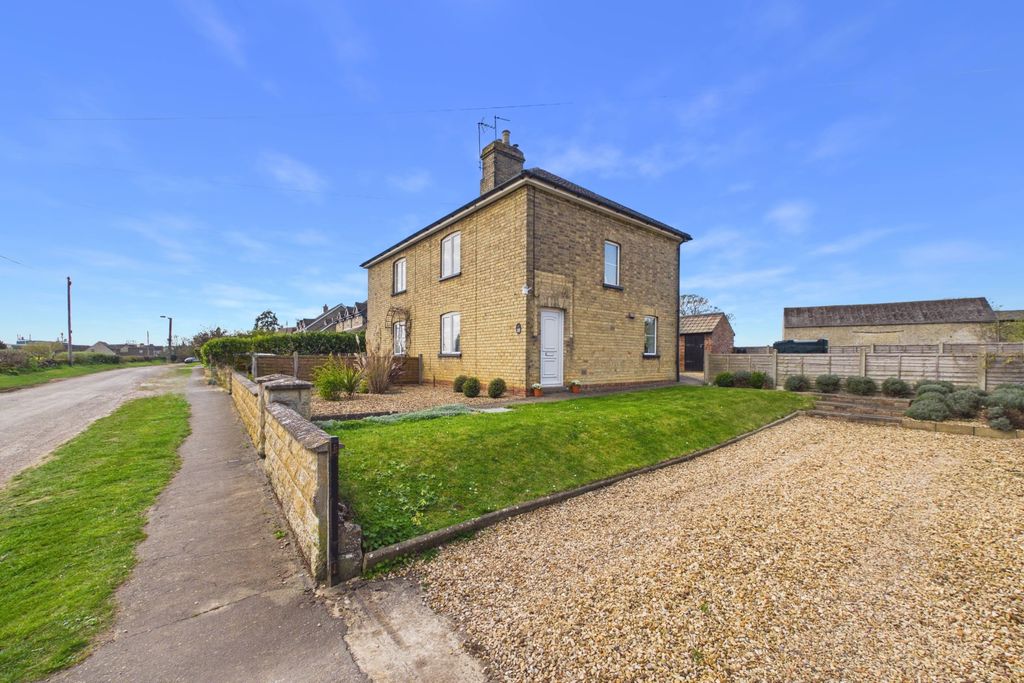 3 bed semi-detached house for saleManor Farm Lane, Essendine, Stamford, Lincolnshire PE9