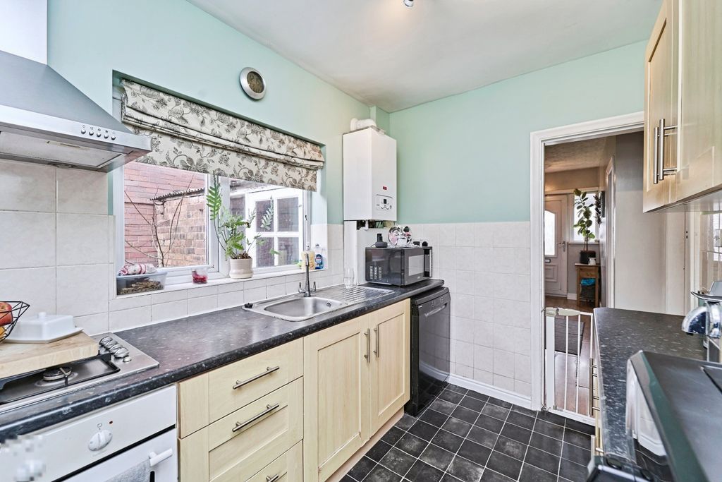Additional image 4 of 3 bed semi-detached house for saleTrysull Road, Wolverhampton WV3