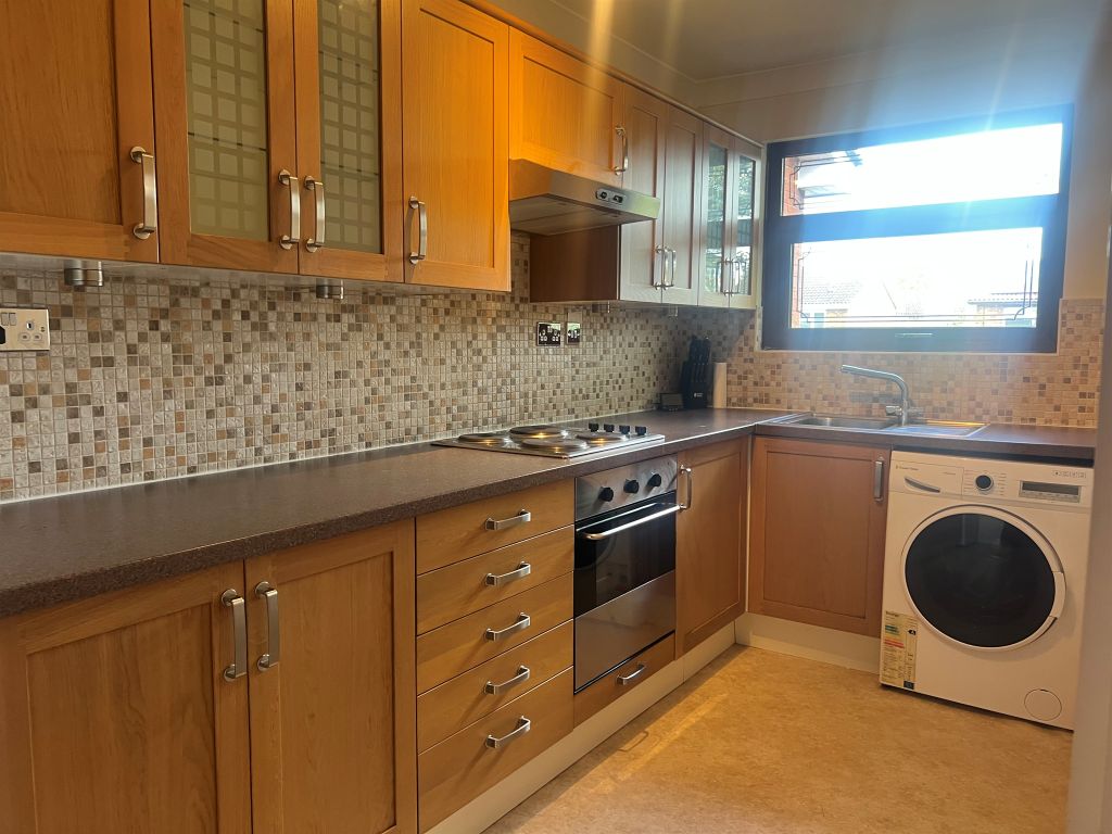 Additional image 2 of 2 bed maisonette for saleChaldon Close, Pendeford, Wolverhampton WV9