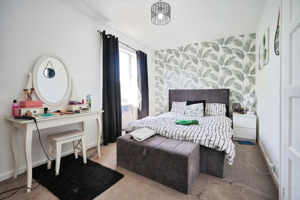 Additional image 12 of 3 bed semi-detached house for saleCumberland Road, Burton-On-Trent, Staffordshire DE15