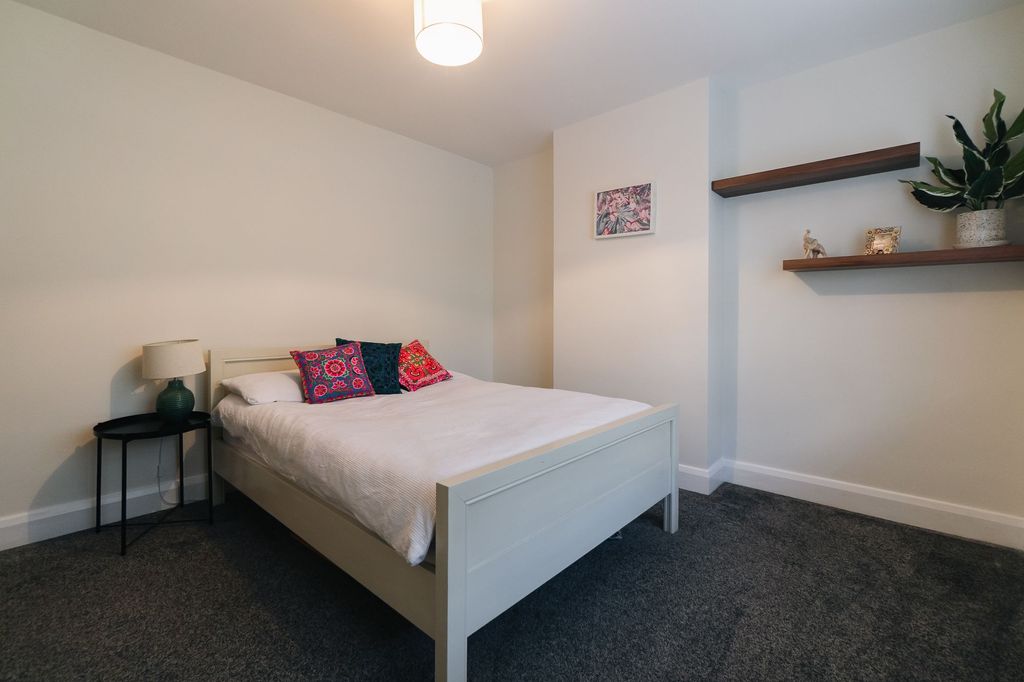 Additional image 12 of 3 bed semi-detached house for saleGroby Road, Leicester LE3