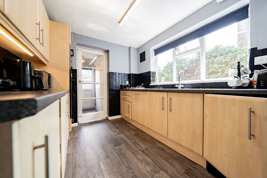 Additional image 4 of 3 bed detached house for saleAmanda Road, Leicester, Leicestershire LE2