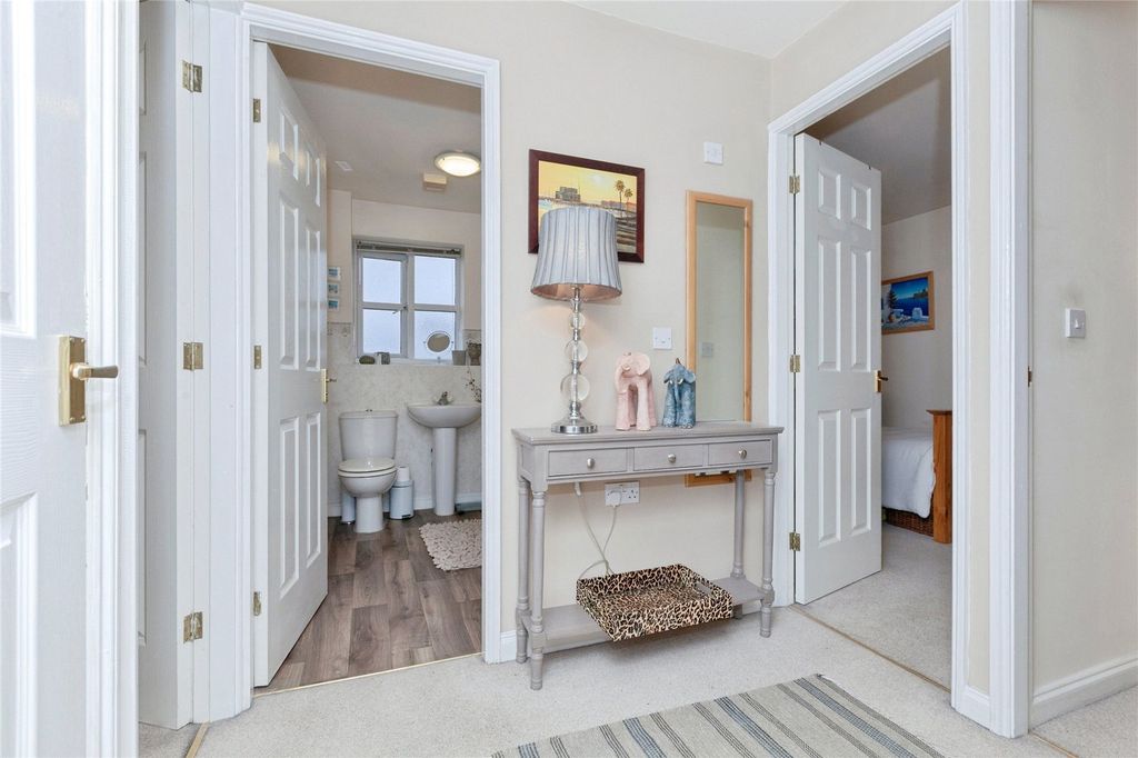 Additional image 14 of 4 bed detached house for saleBridgemere Close, Glen Parva, Leicestershire LE2