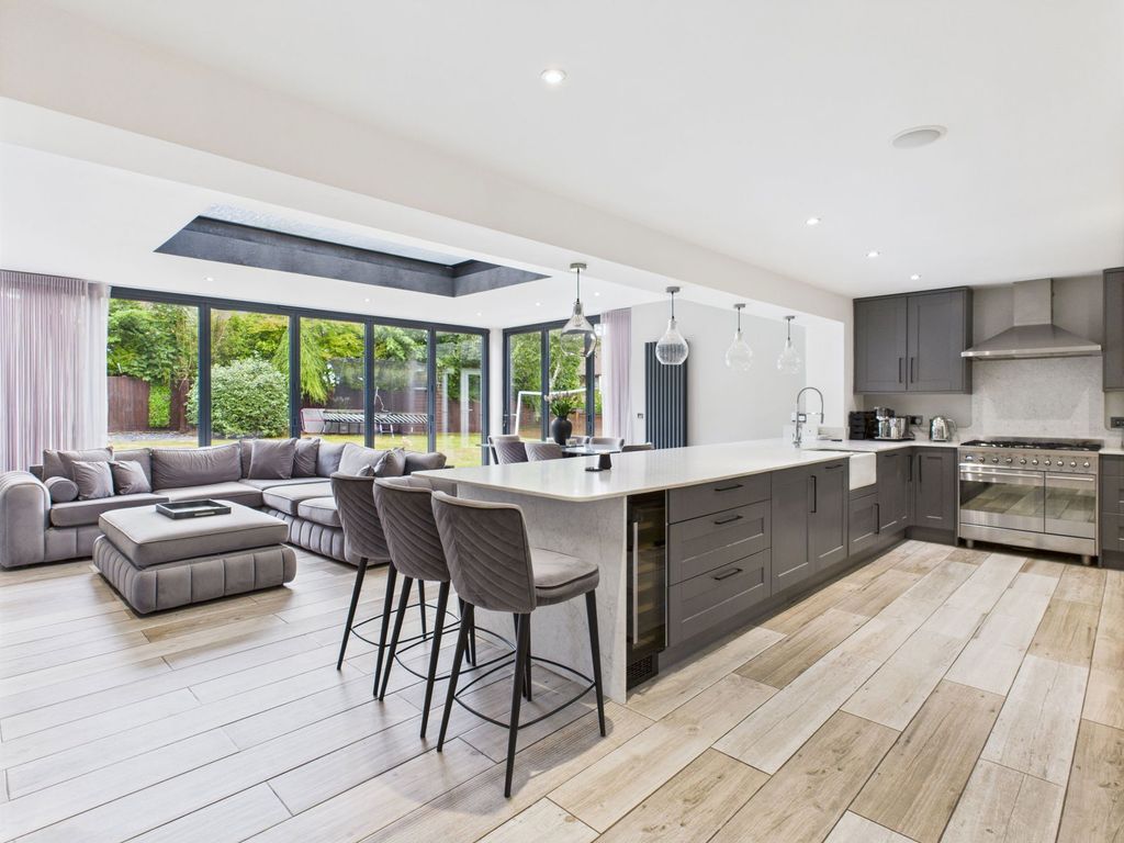 Additional image 4 of 5 bed detached house for saleKingsdown Close, Weston, Crewe CW2