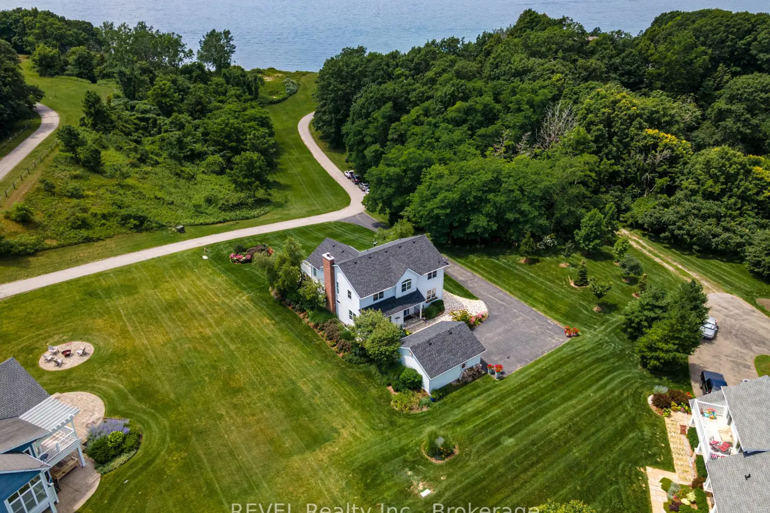Additional image 19 of 4900 South Shore Road