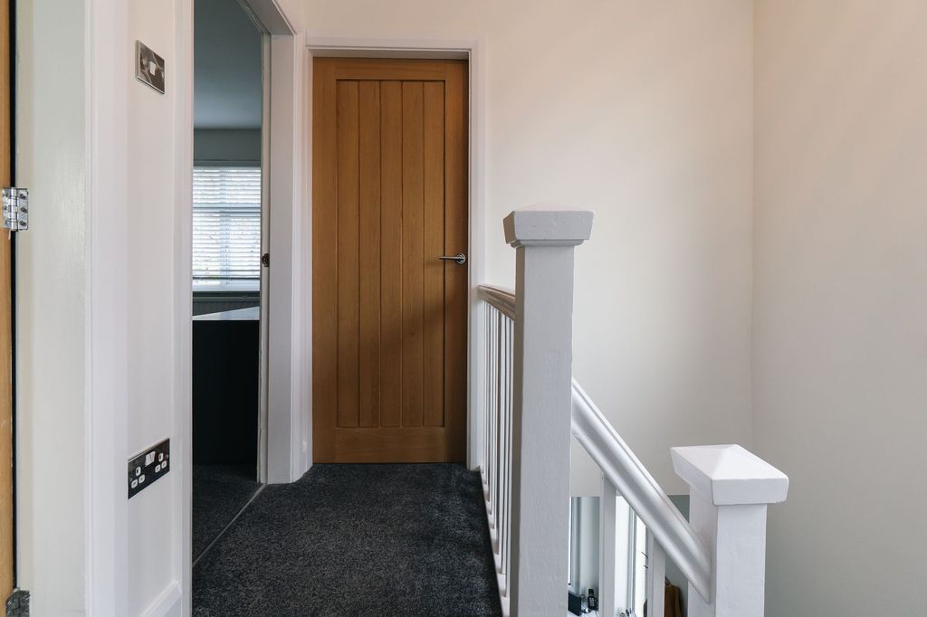 Additional image 8 of 3 bed semi-detached house for saleGroby Road, Leicester LE3