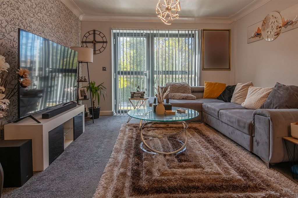Additional image 2 of 2 bed flat for salePenn Road, Wolverhampton WV4