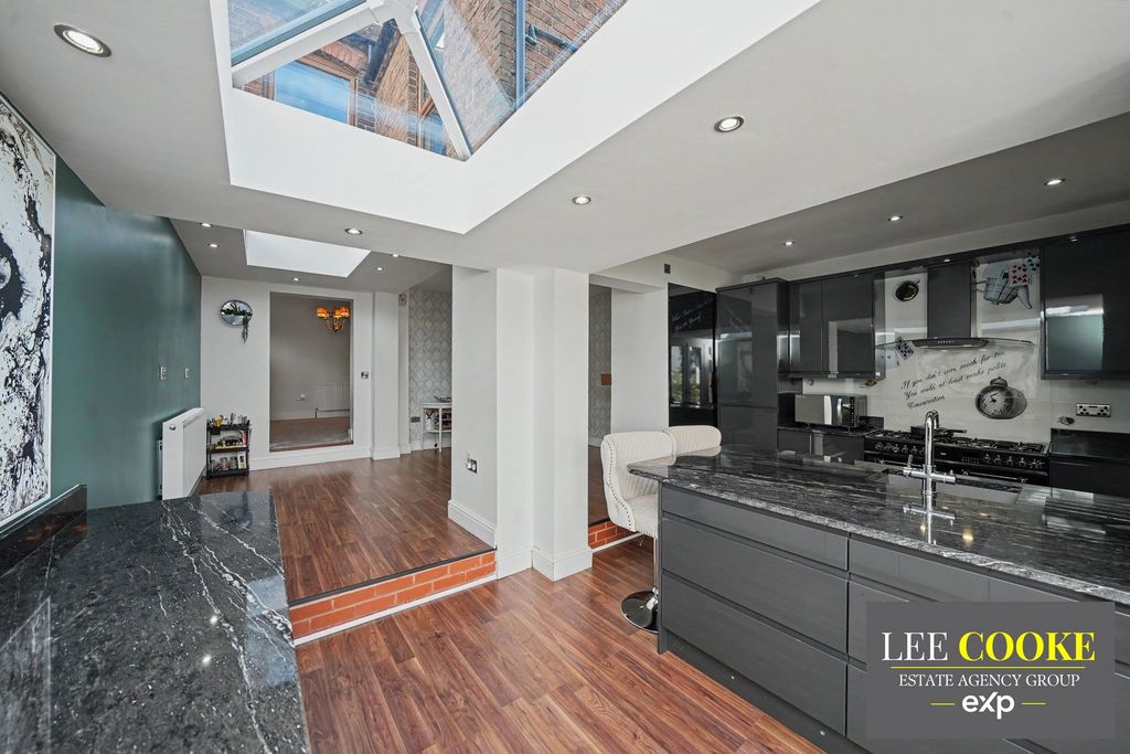 Additional image 25 of 4 bed semi-detached house for saleHatherton Street, Cheslyn Hay, Walsall WS6