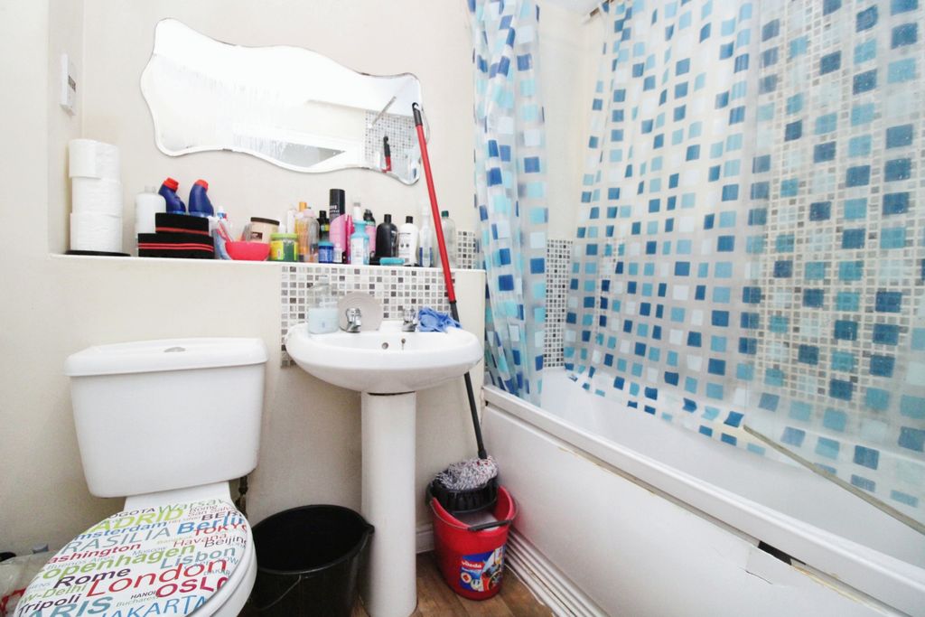Additional image 8 of 2 bed flat for saleWalker Road, Walsall WS3