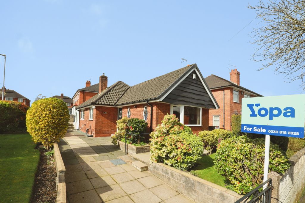 2 bed bungalow for saleCourtway Drive, Sneyd Green, Stoke-On-Trent ST1