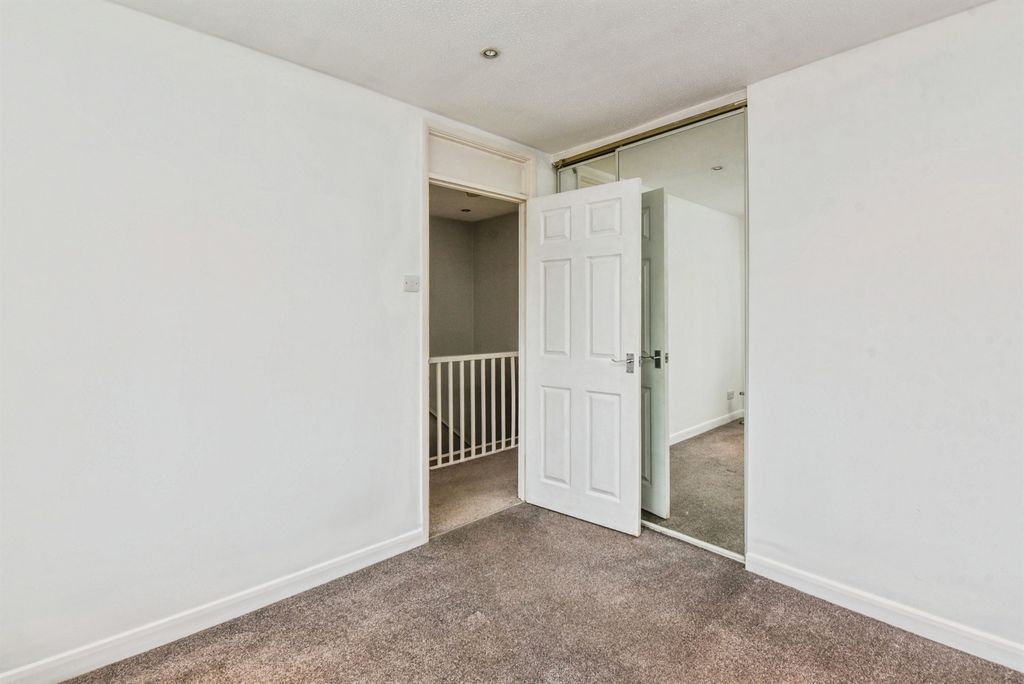 Additional image 13 of 4 bed semi-detached house for saleBright Close, Chippenham SN15