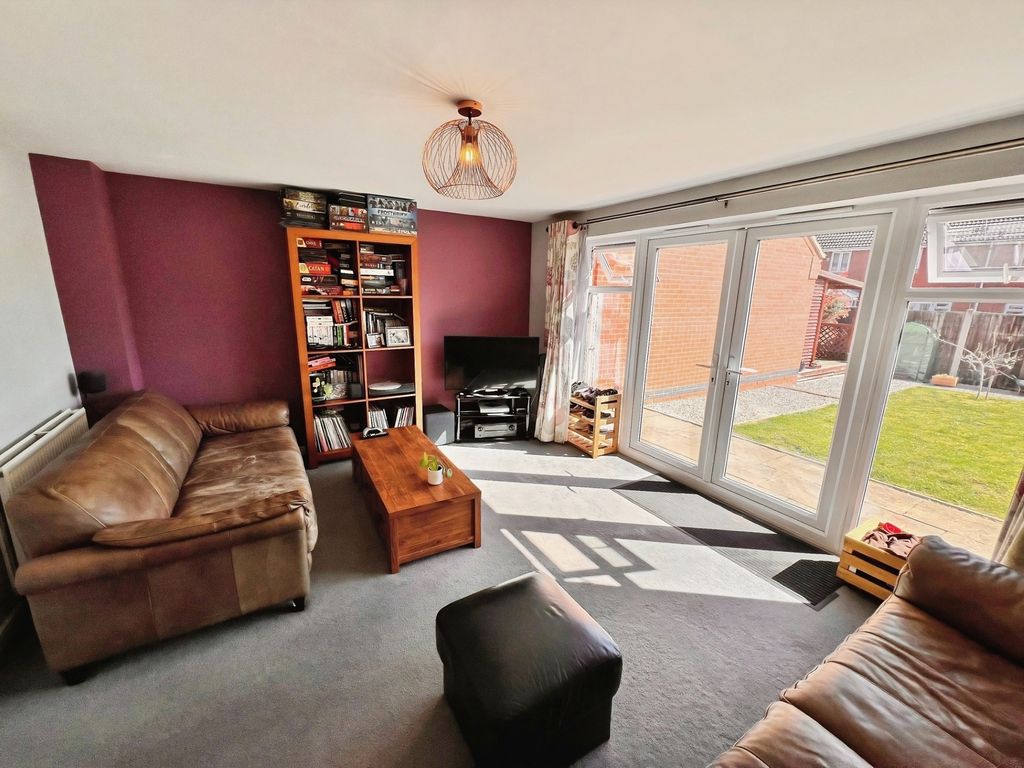 Additional image 2 of 3 bed detached house for saleCascade Close, Burton-On-Trent, Staffordshire DE14