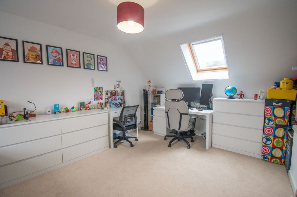 Additional image 11 of 4 bed detached house for saleSaxthorpe Road, Hamilton LE5