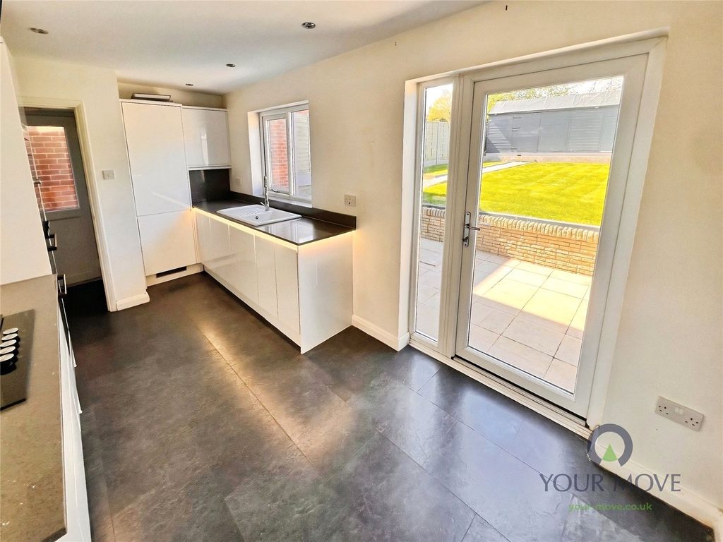 Additional image 6 of 3 bed semi-detached house for saleFarm Close, Burton-On-Trent, Staffordshire DE13