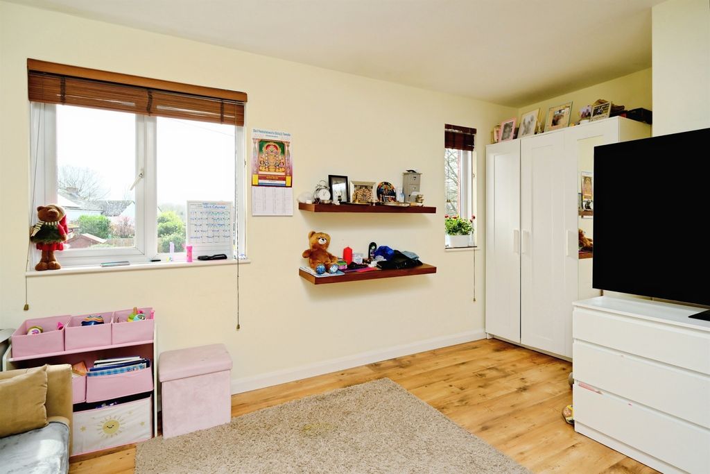 Additional image 7 of 1 bed flat for saleAvon Drive, Alderbury, Salisbury SP5