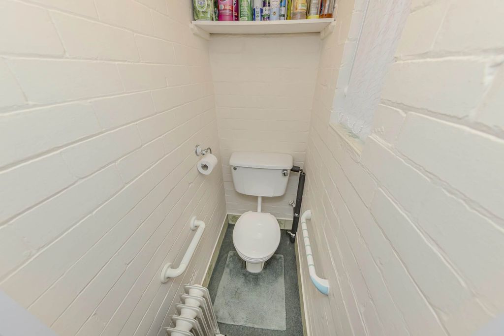 Additional image 11 of 4 bed detached house for saleChell Green Avenue, Stoke On Trent ST6