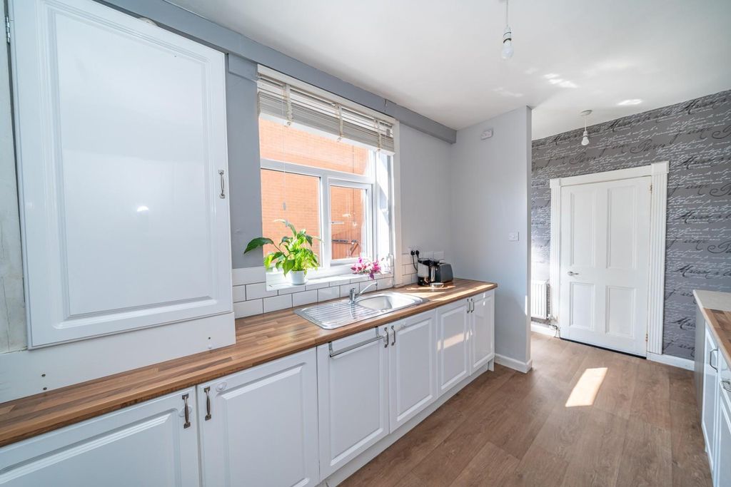 Additional image 14 of 3 bed semi-detached house for saleDartmouth Road, Cannock WS11