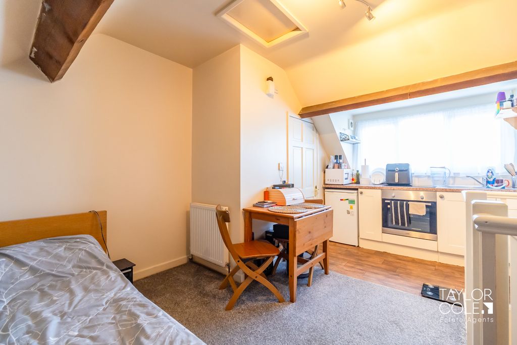 Additional image 11 of 5 bed terraced house for saleTamworth Road, Two Gates, Tamworth B77
