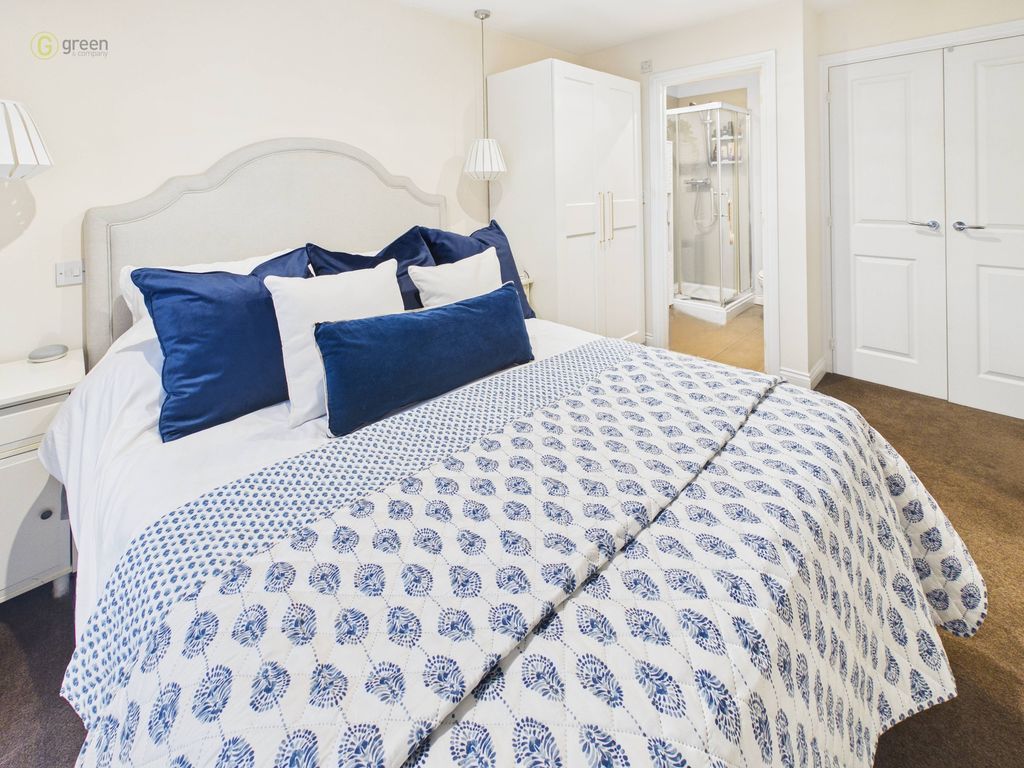 Additional image 16 of 4 bed town house for saleBarlow Avenue, Glascote, Tamworth B77