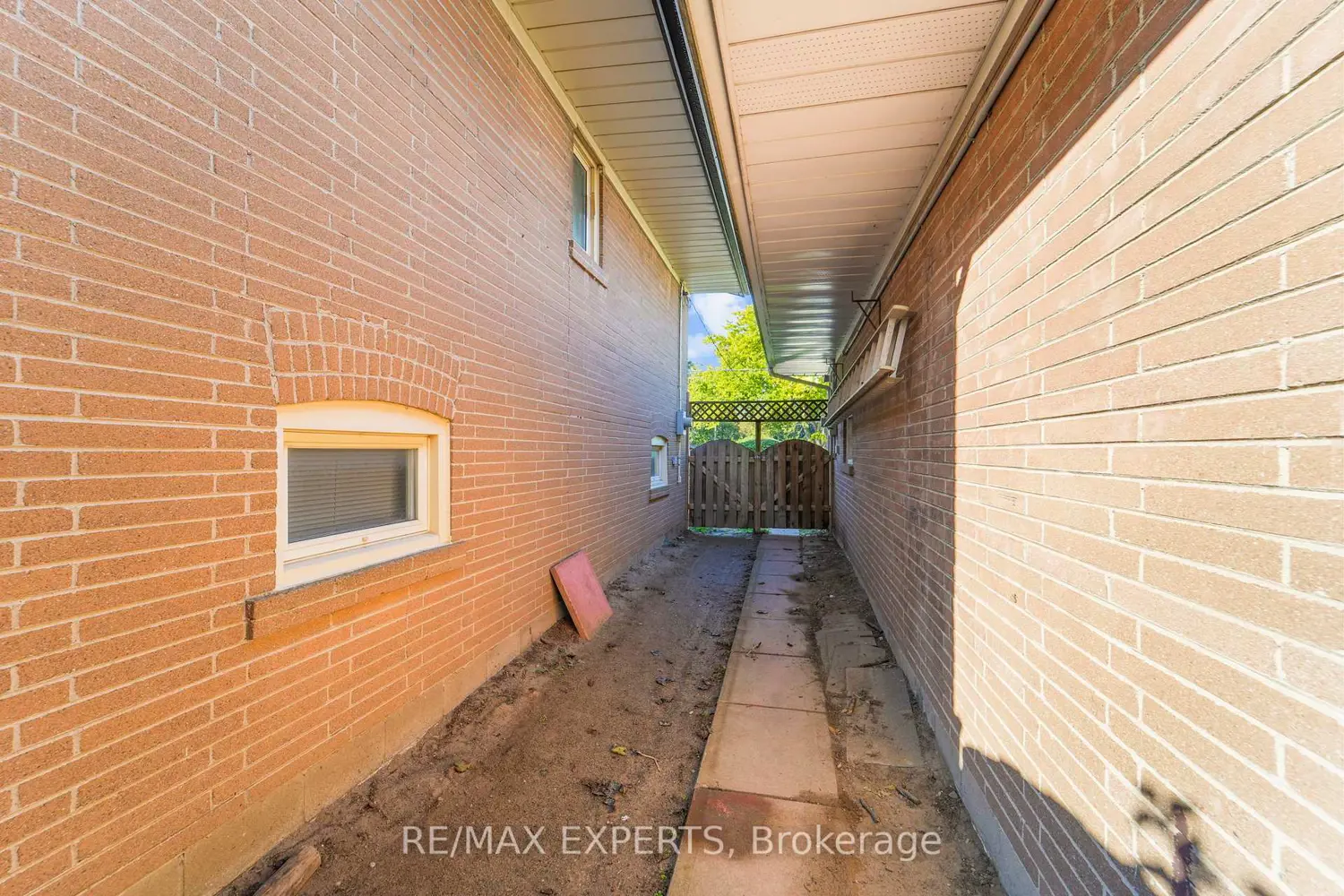 Additional image 12 of 19 Duncombe Boulevard