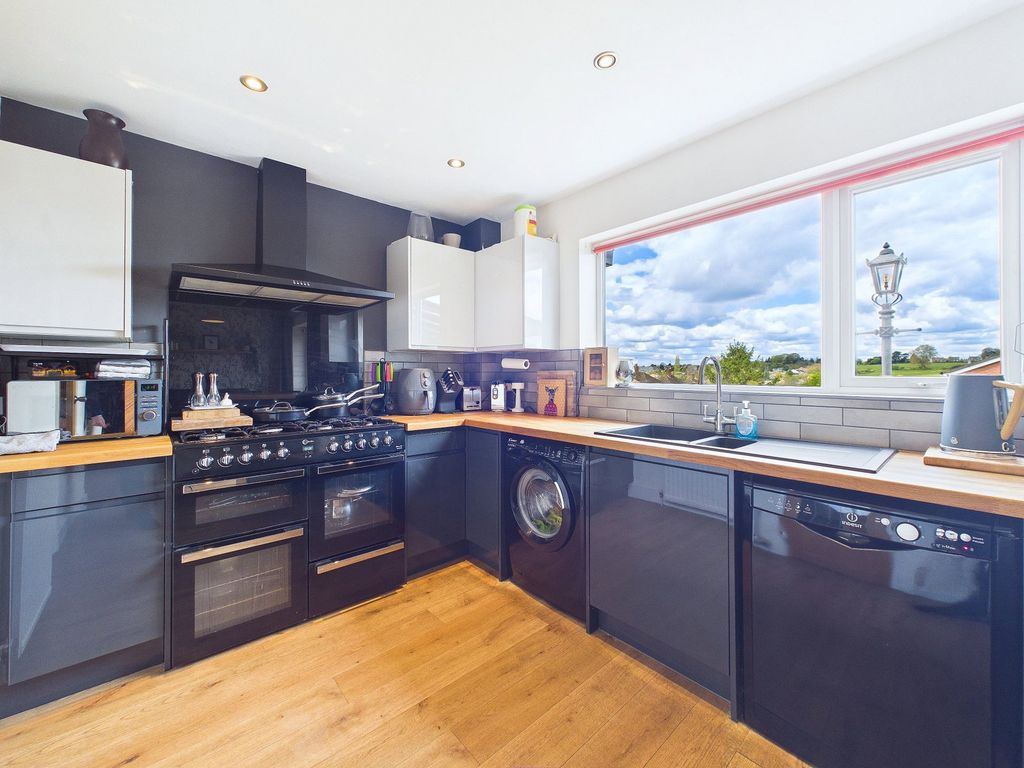 Additional image 10 of 4 bed detached house for saleStirling Drive, Thurnby LE7
