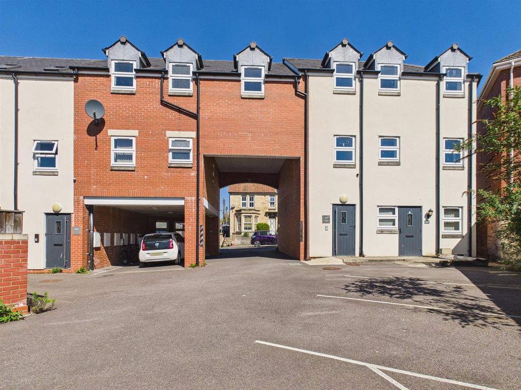 Additional image 10 of 2 bed flat for sale27A Park Lane, Chippenham SN15