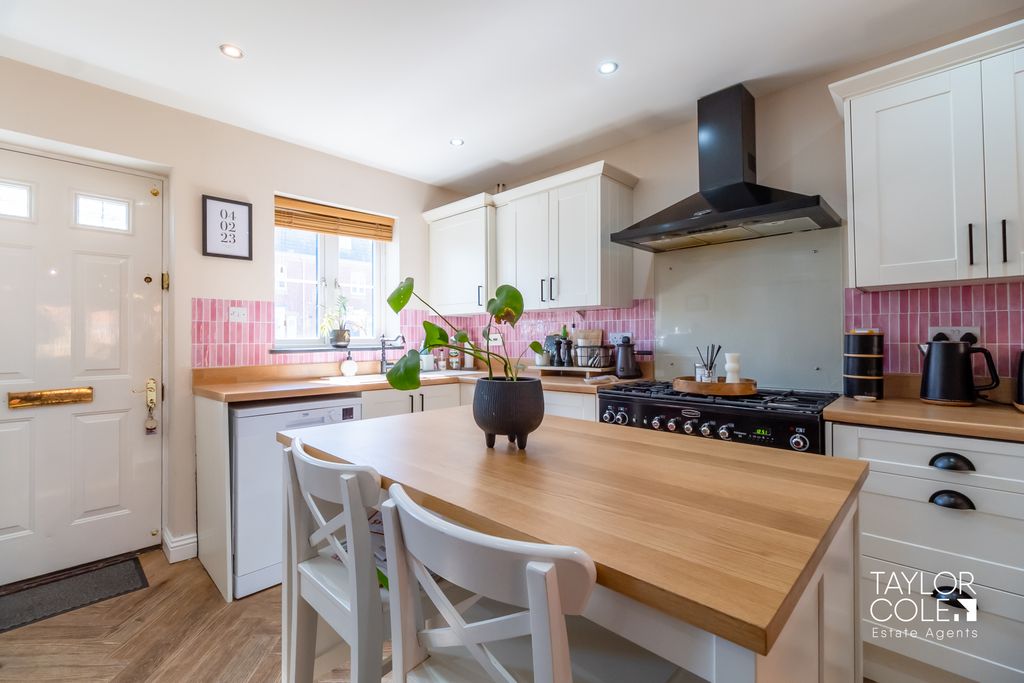 Additional image 6 of 3 bed terraced house for saleCroft Avenue, Tamworth B79