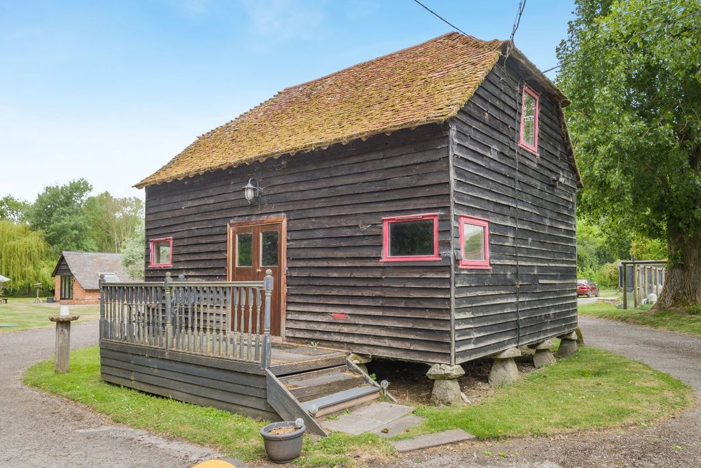 Additional image 21 of 7 bed detached house for saleWatergate Lane, Bulford, Salisbury SP4